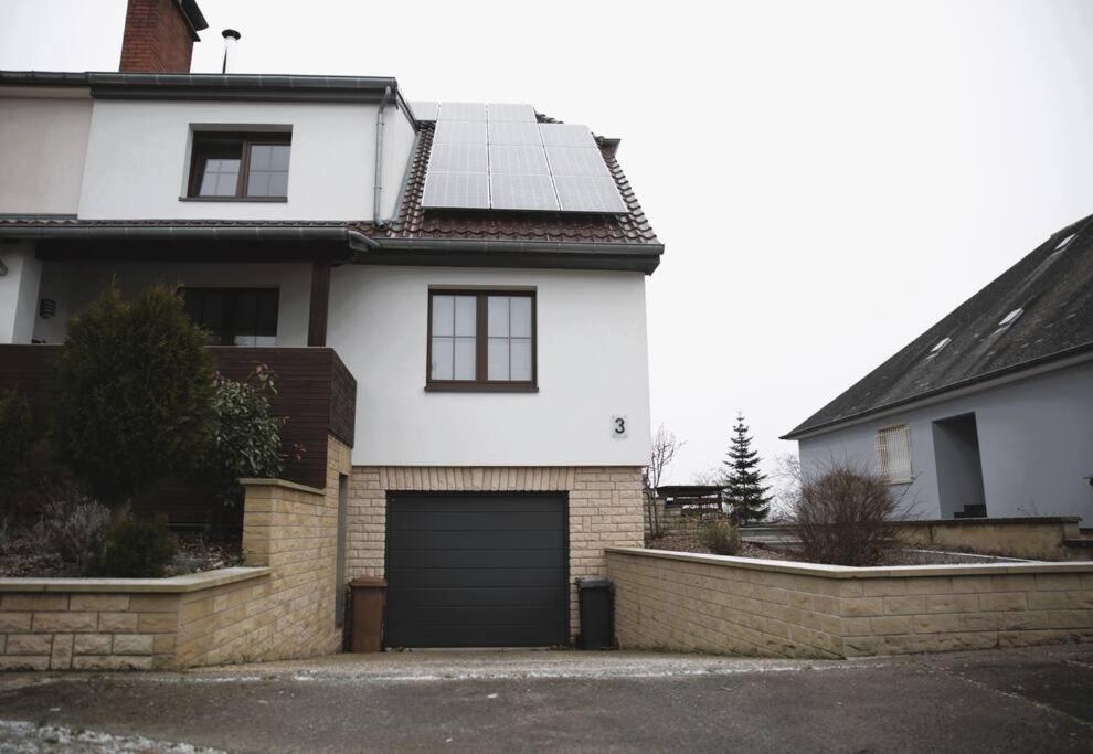 Cozy 3 Bedroom House With 11 Kw Electric Car Charger Hesperange Buitenkant foto